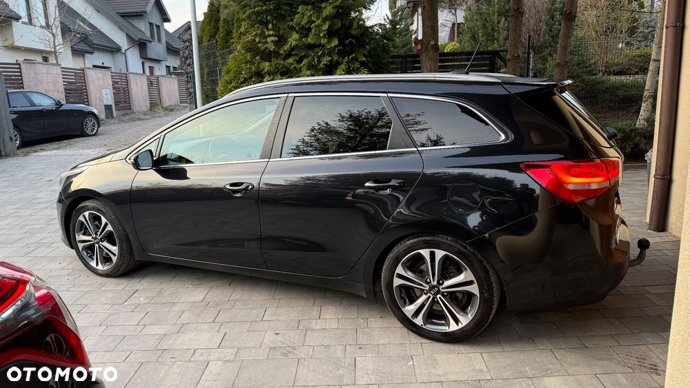 Kia Ceed 1.6 CRDi 136 ISG Platinum Edition - 14