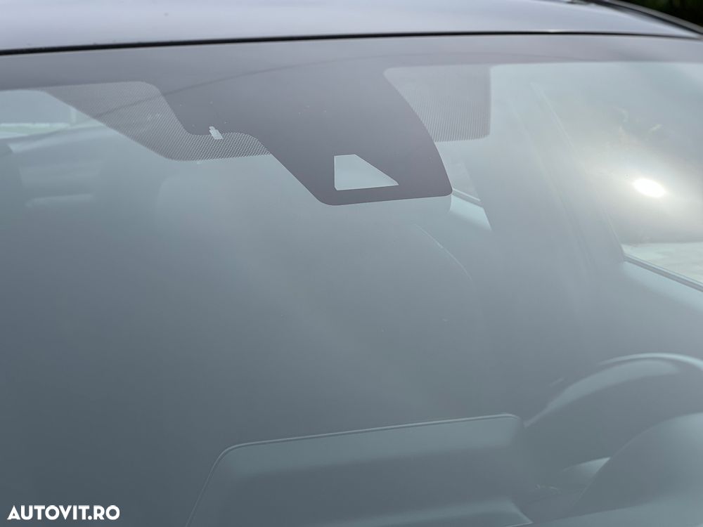 Toyota C-HR 1.8 HSD 122 CP 4x2 CVT Style - 11