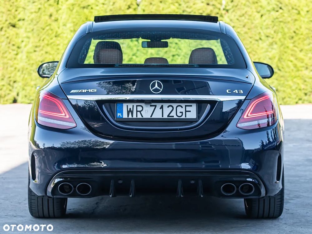Mercedes-Benz Klasa C AMG 43 4Matic 9G-TRONIC - 11