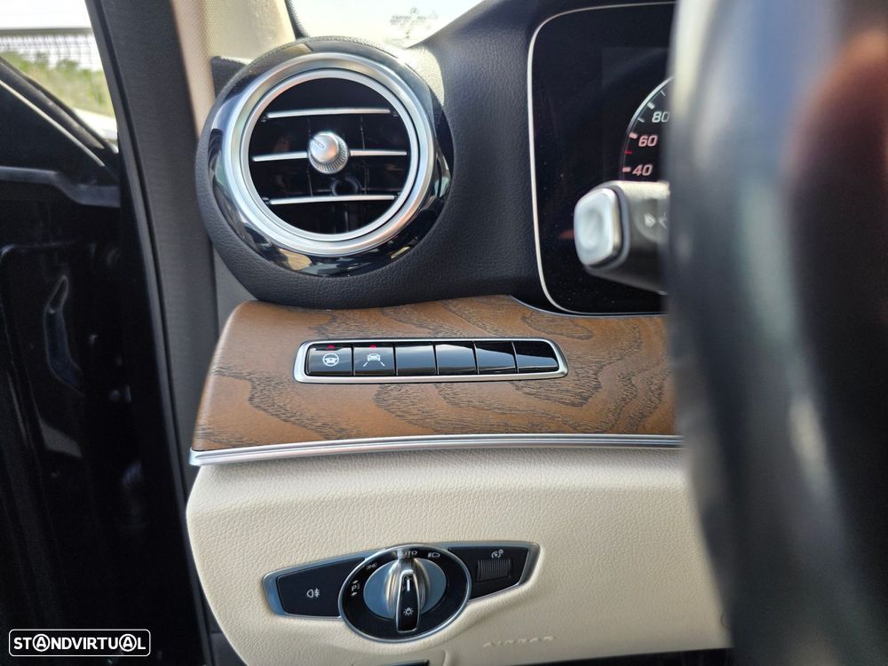 Mercedes-Benz E 220 d Avantgarde - 22