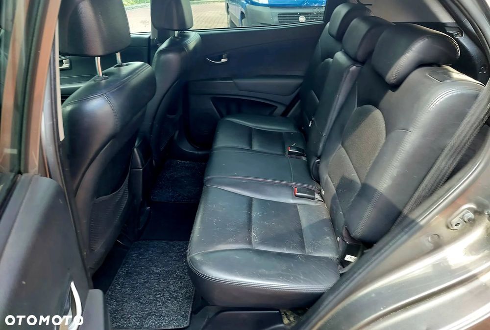 SsangYong/KGM Korando 2.0 e-XDi Sapphire - 11