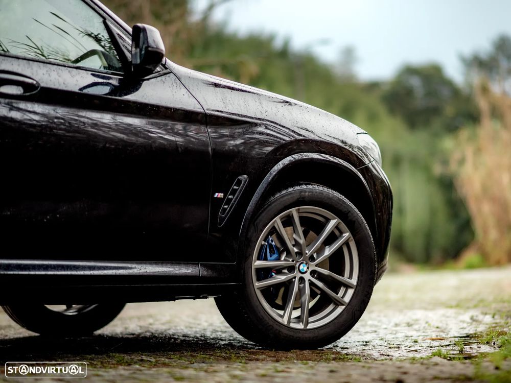 BMW X3 30 e xDrive Pack M 50 anos - 16