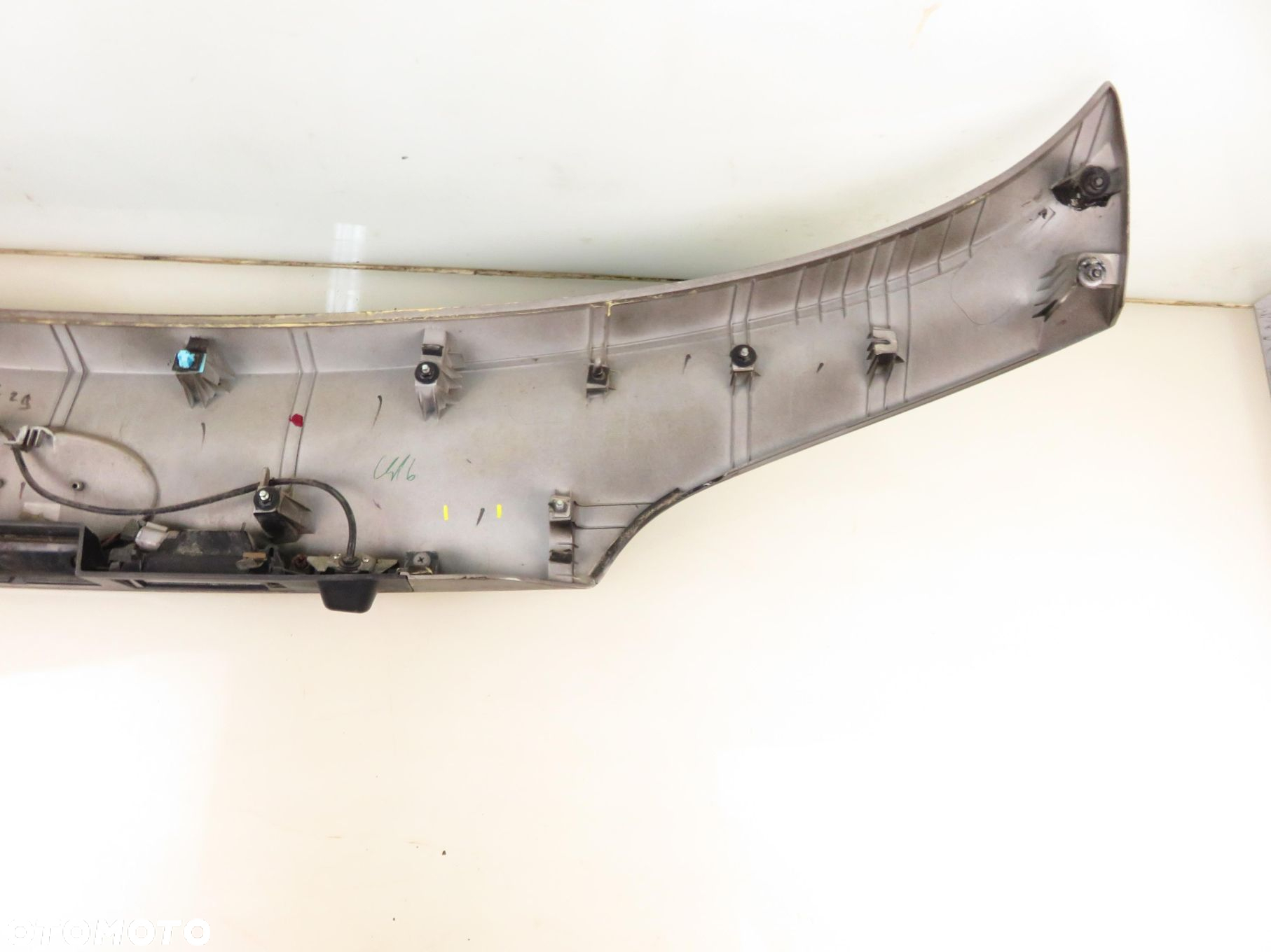 BLENDA KLAPY HYUNDAI ix35 (LM, EL, ELH) 873712S000 1K - 4