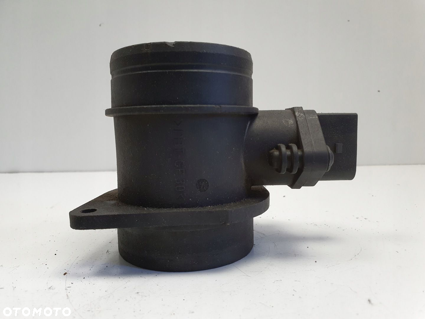 VW Golf IV 1.9 TDI PRZEPŁYWOMIERZ POWIETRZA 0281002531 038906461B - 3