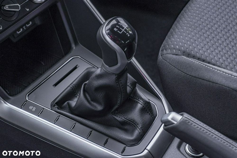 Volkswagen Polo - 17