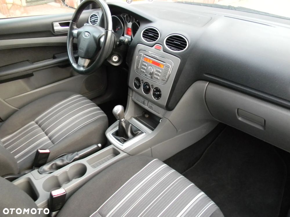 Ford Focus 2.0 Platinium X - 38