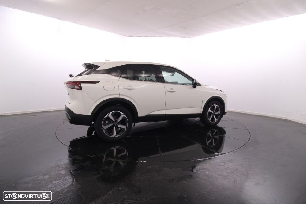 Nissan Qashqai 1.3 DIG-T N-Connecta LED Xtronic - 9