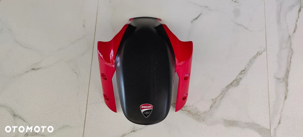 Ducati Multistrada 1200 Błotnik przód OwiewkaPikes Peak Carbon