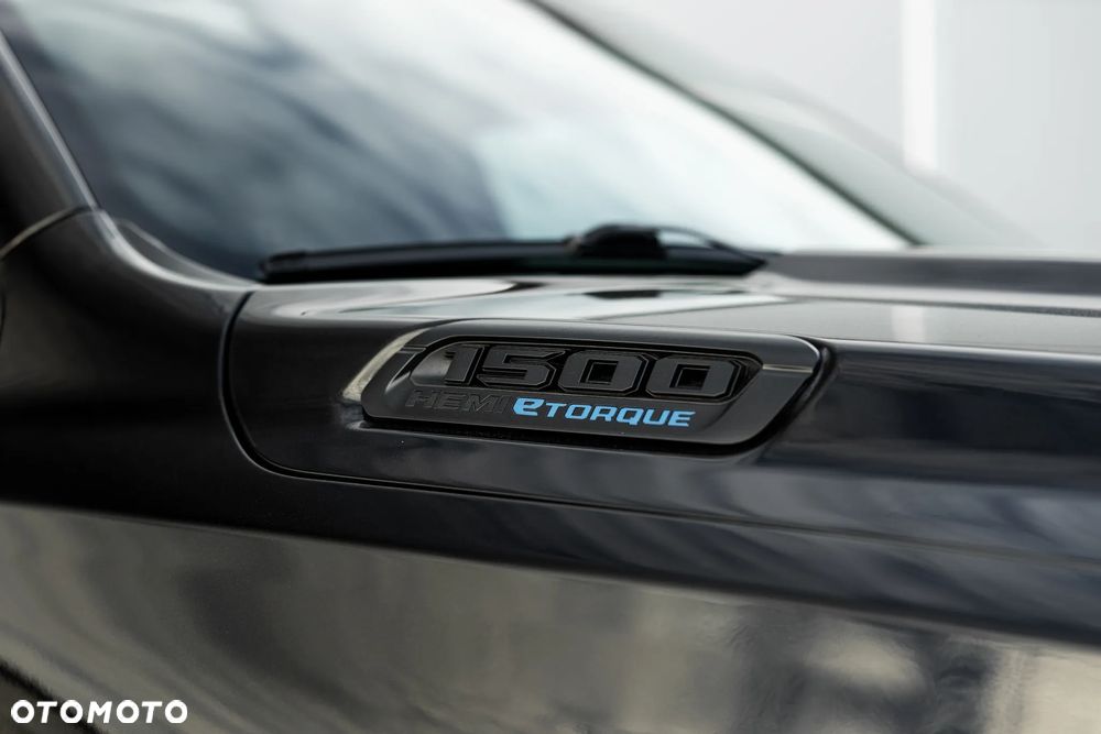 RAM 1500 5.7 eTorque Crew Cab Shortbed Limited Black - 10