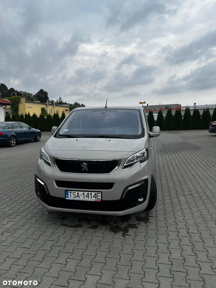 Peugeot Traveller - 5