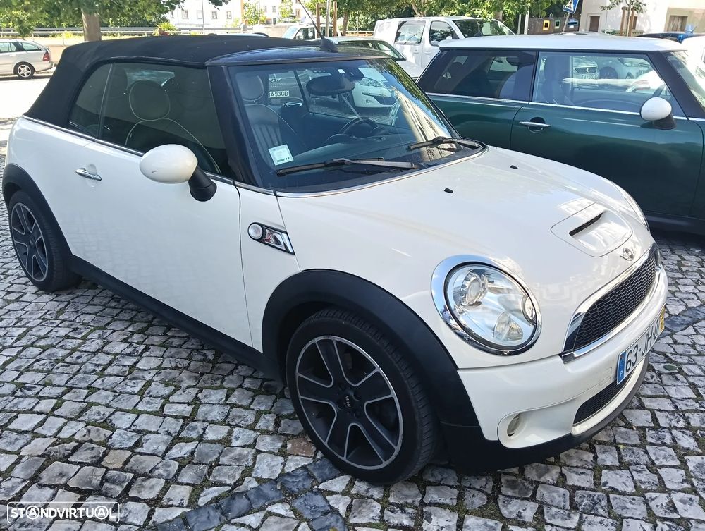 MINI Cabrio Cooper S - 22