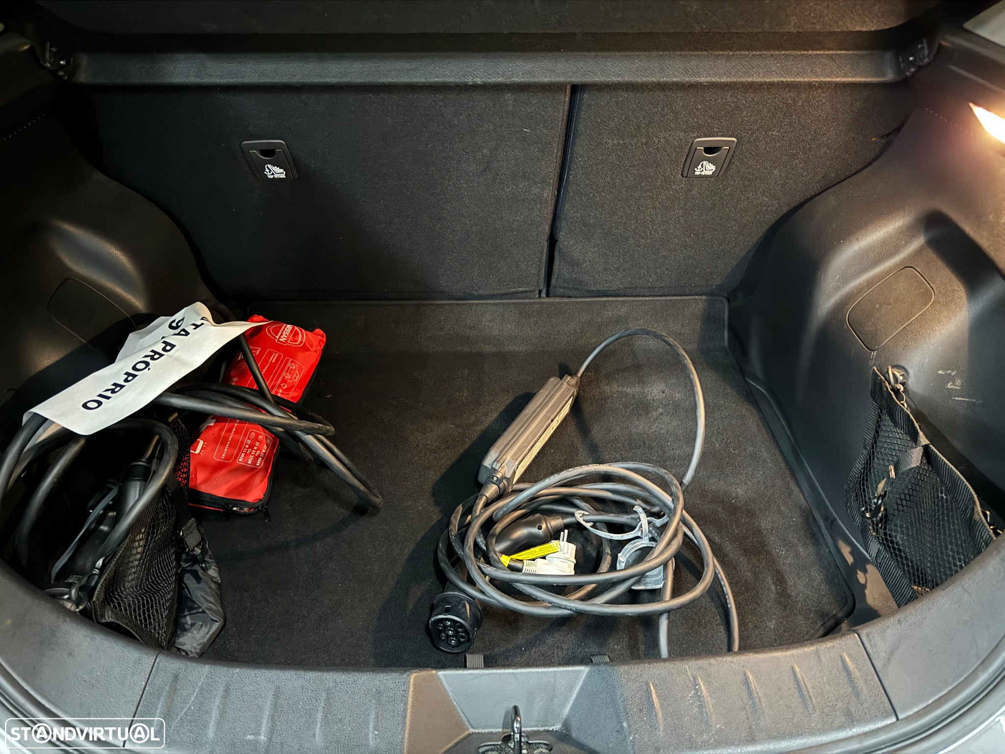 Nissan Leaf N-Connecta Two Tone - 8