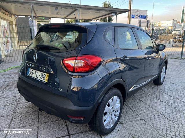 Renault Captur 2015 photo 2