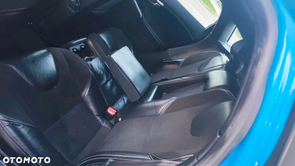 Volvo V40 T5 R-Design Summum - 14