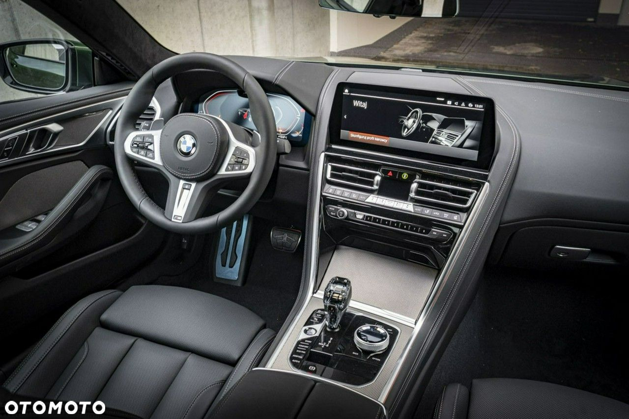 BMW Seria 8 - 18