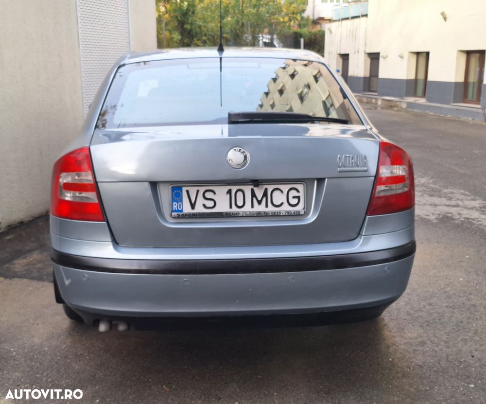 Skoda Octavia - 2