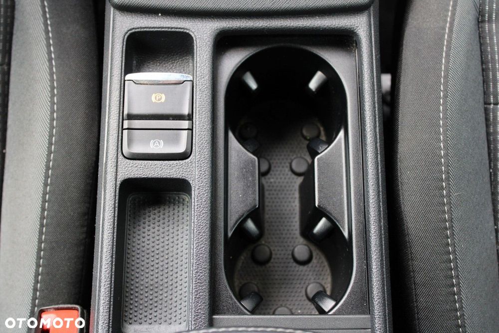 Skoda Octavia 2.0 TDI Ambition DSG - 28