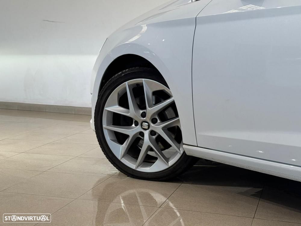 SEAT Leon ST 2.0 TDI DPF DSG FR - 12