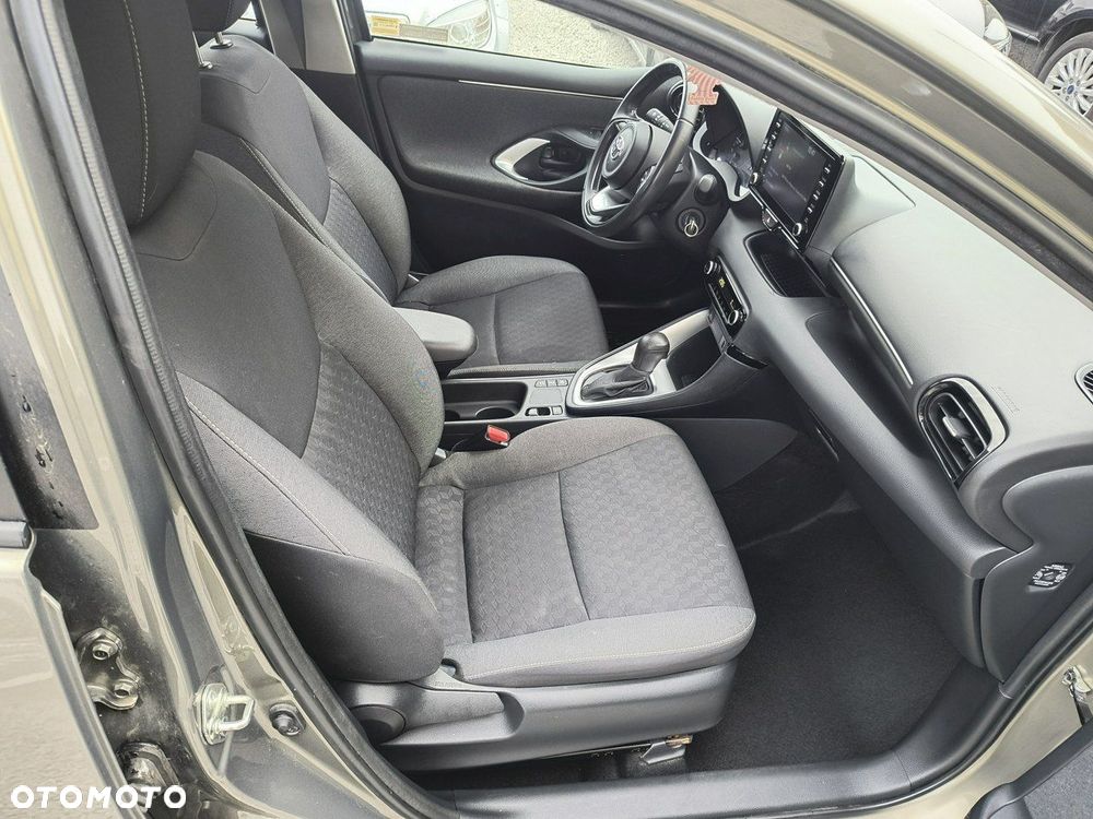 Toyota Yaris - 15