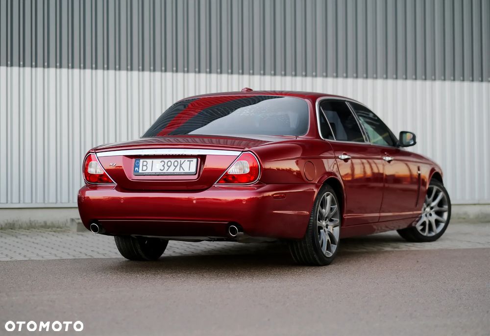 Jaguar XJ XJ8 4.2 LWB - 18