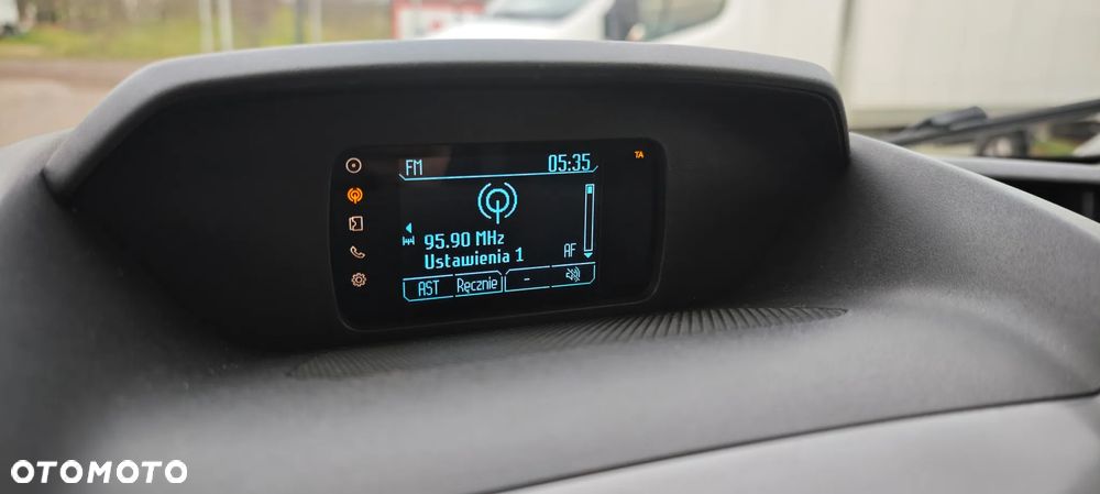 Ford Transit L2H2 - 23