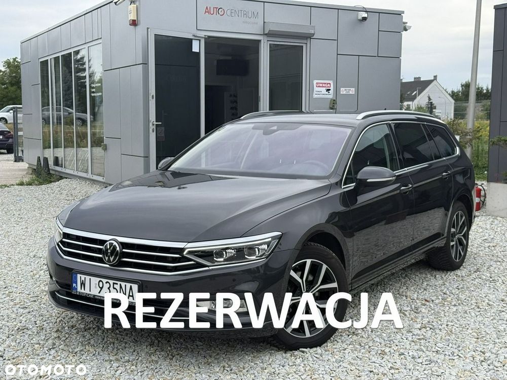 Volkswagen Passat Variant 2.0 TDI SCR Business DSG - 1