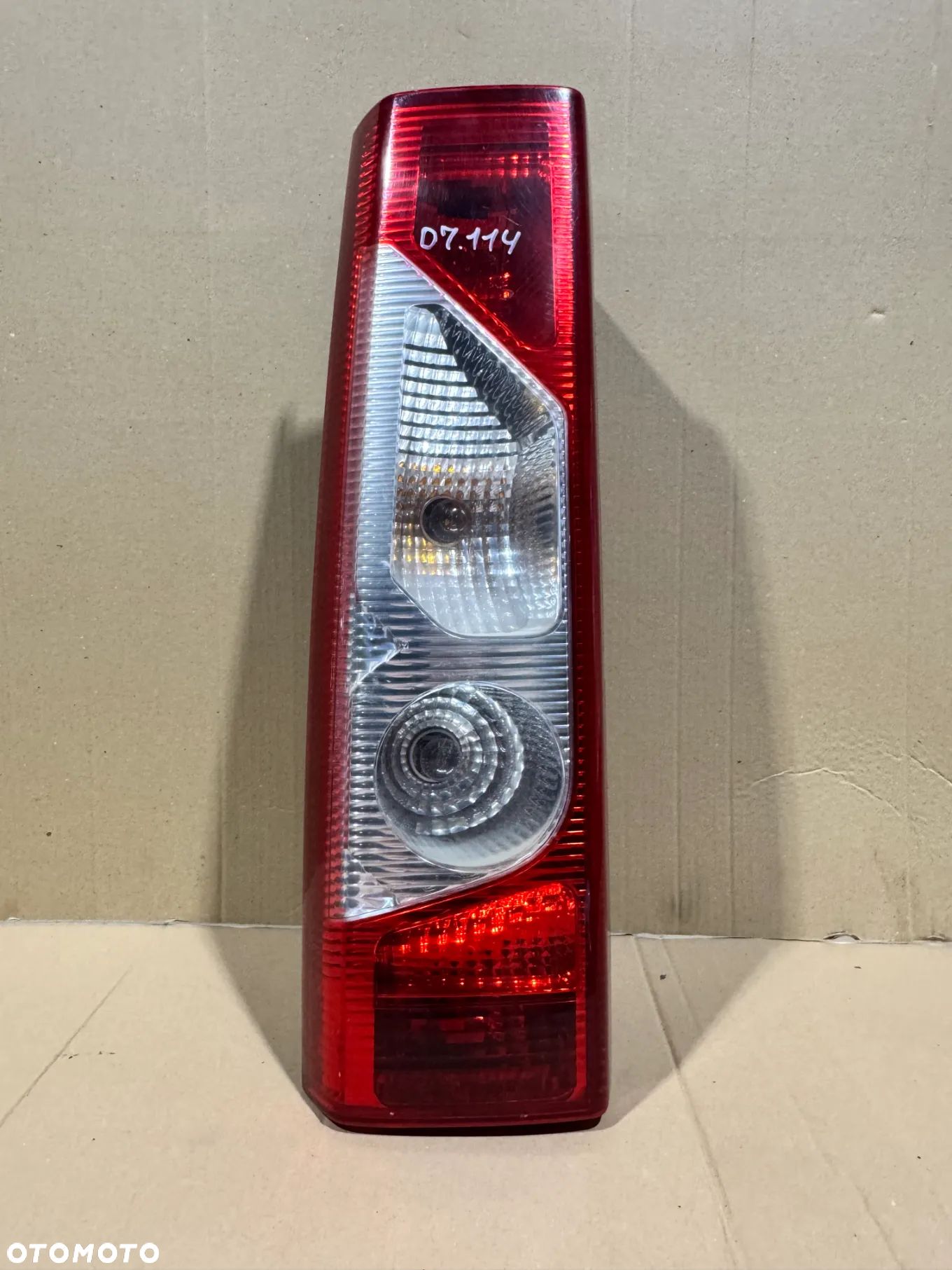 LAMPA LEWA TYLNA LEWY TYŁ FIAT SCUDO II EXPERT JUMPY 1400455980 - 1