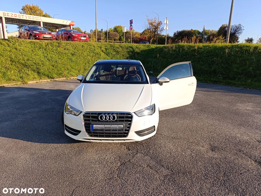 Audi A3 3-drzwiowe 1.4 TFSI Attraction - 1