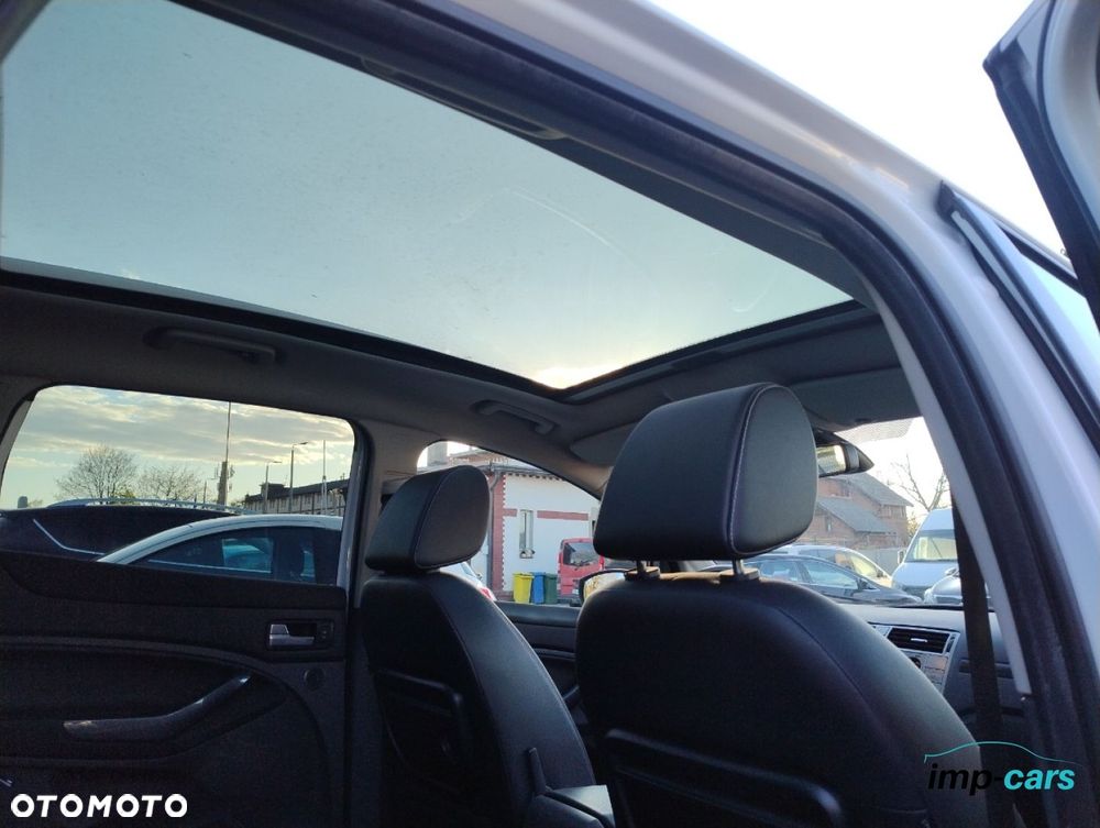 Ford Kuga 2.0 TDCi 4WD Titanium - 10