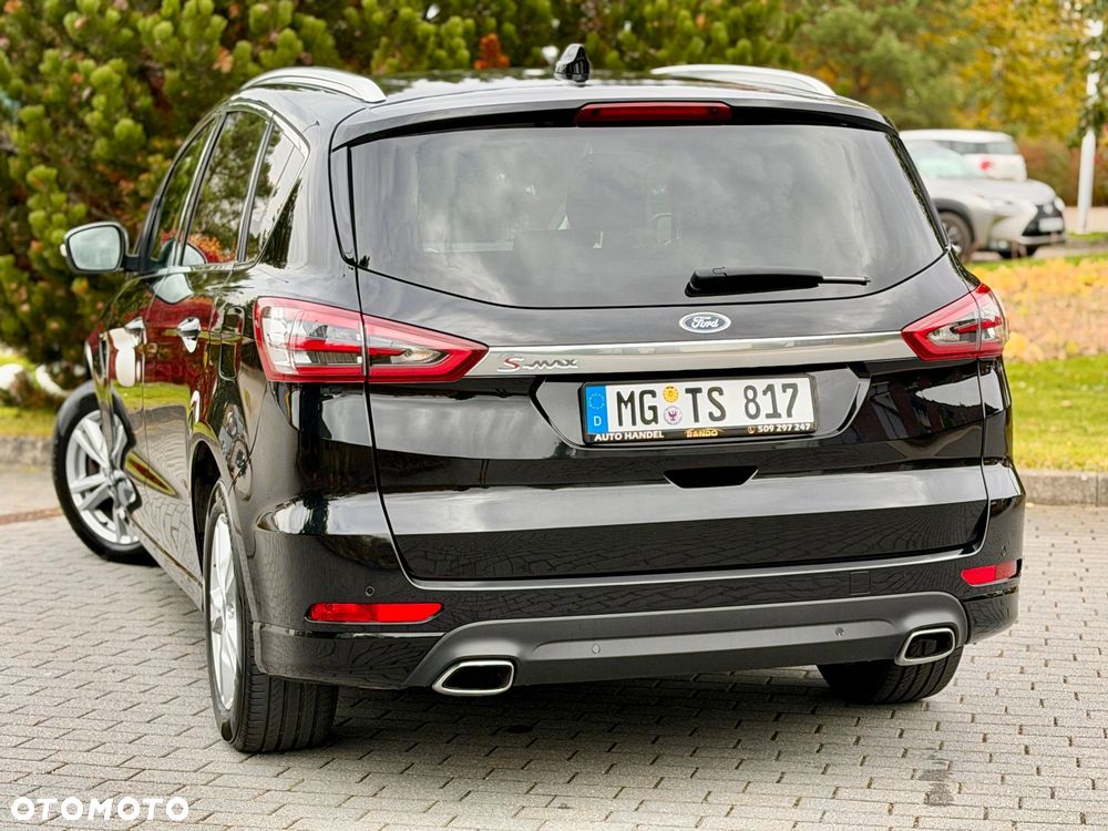 Ford S-Max - 13