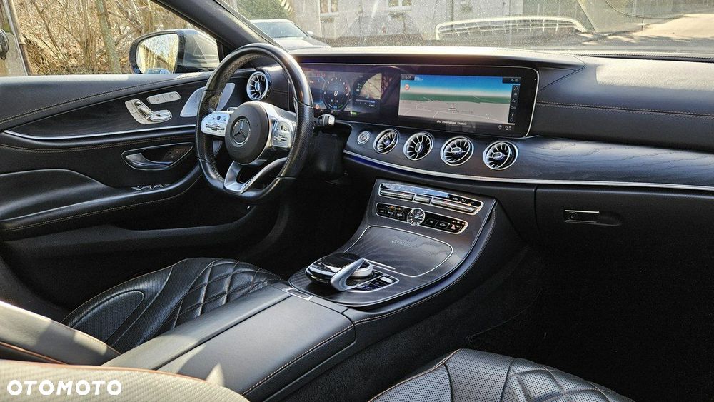 Mercedes-Benz CLS - 16