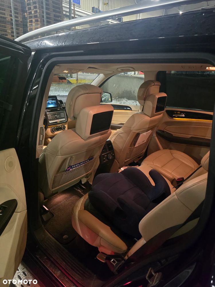 Mercedes-Benz GLS - 2