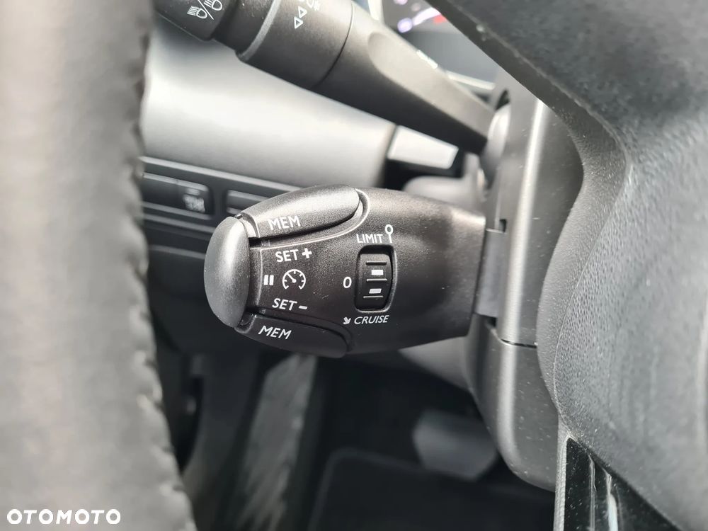 Citroën C3 Aircross 1.2 PureTech Plus S&S EAT6 - 27