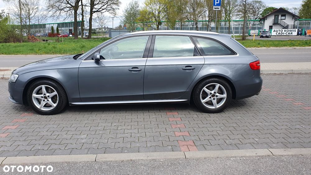Audi A4 Avant 2.0 TFSI quattro Ambition - 9