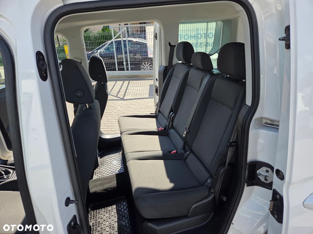 Volkswagen Caddy Maxi 2.0 TDI - 17