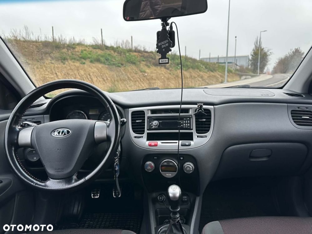 Kia Rio 1.4 Optimum - 7