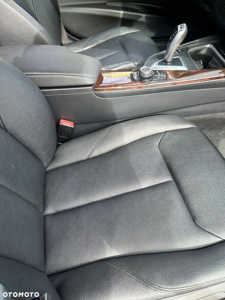 BMW Seria 3 328i xDrive - 36