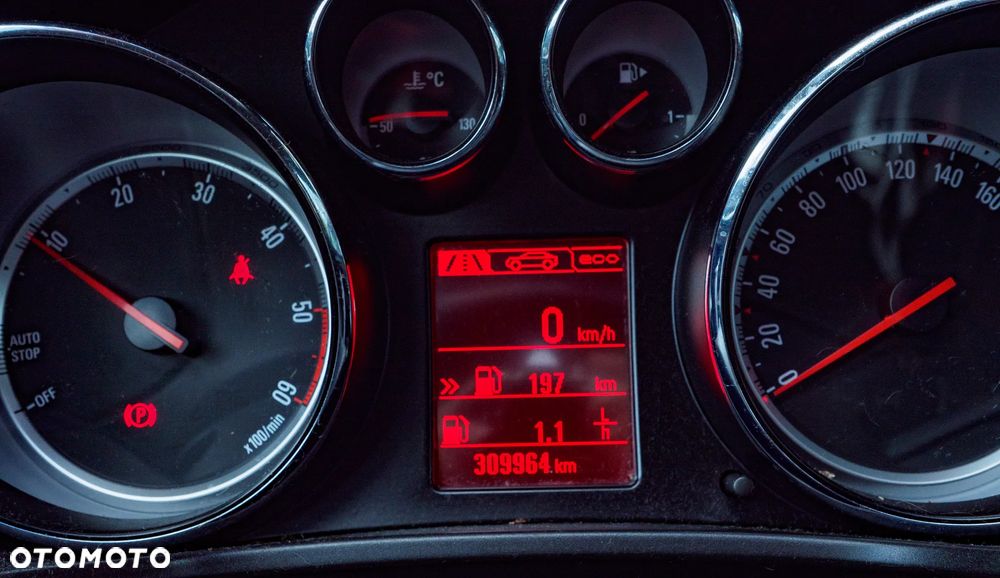 Opel Insignia 2.0 CDTI - 16