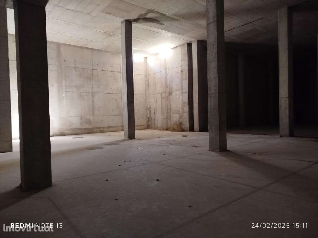 Armazém para venda no Prior Velho - Grande imagem: 2/32