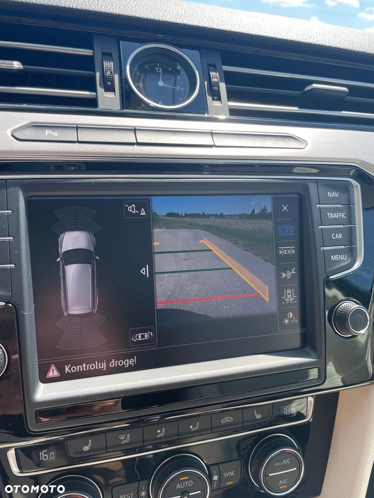 Volkswagen Passat - 7