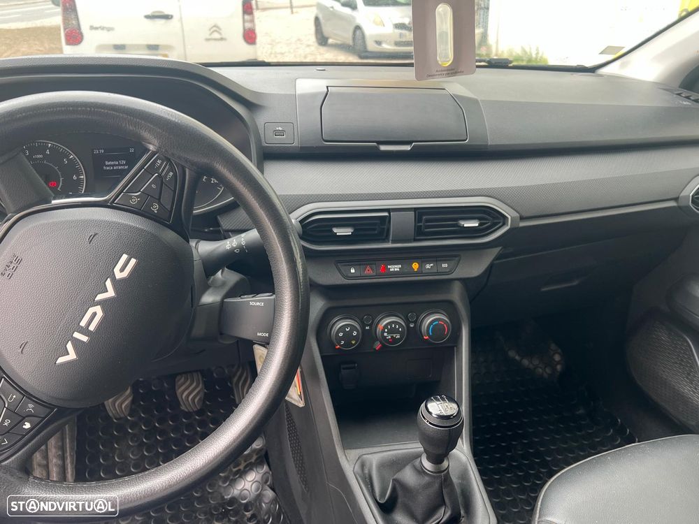 Dacia Sandero - 9