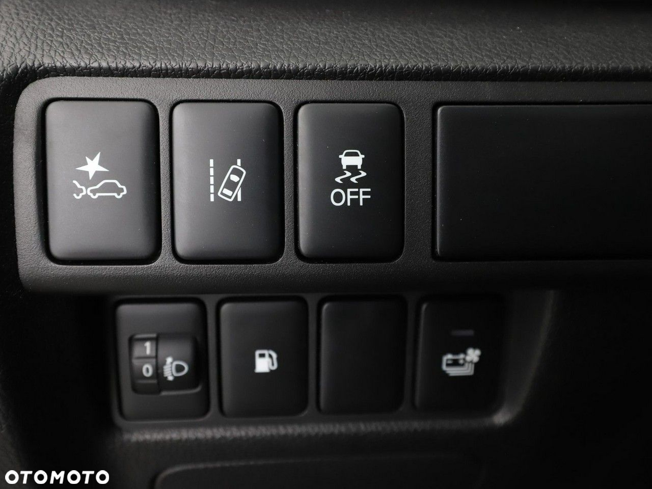 Mitsubishi Eclipse Cross Plug-In Hybrid 4WD Basis - 31