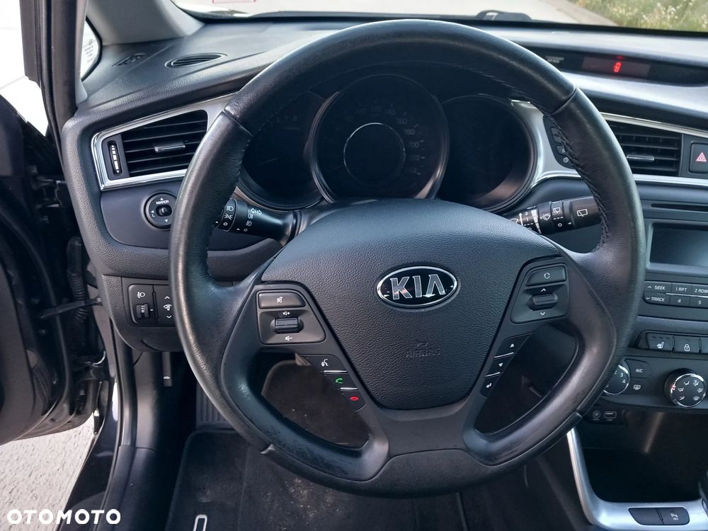 Kia Ceed 1.4 CVVT ISG Vision - 22