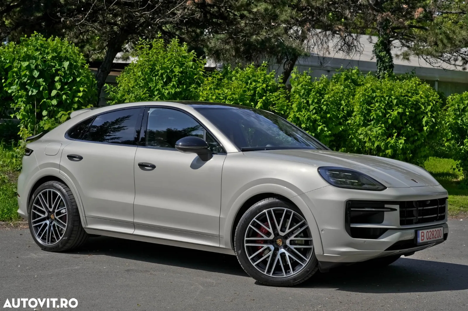 Porsche Cayenne Coupe - 14