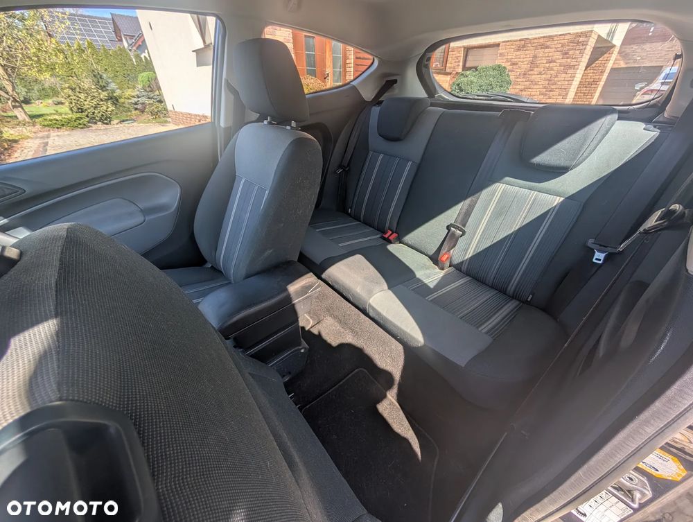 Ford Fiesta - 8