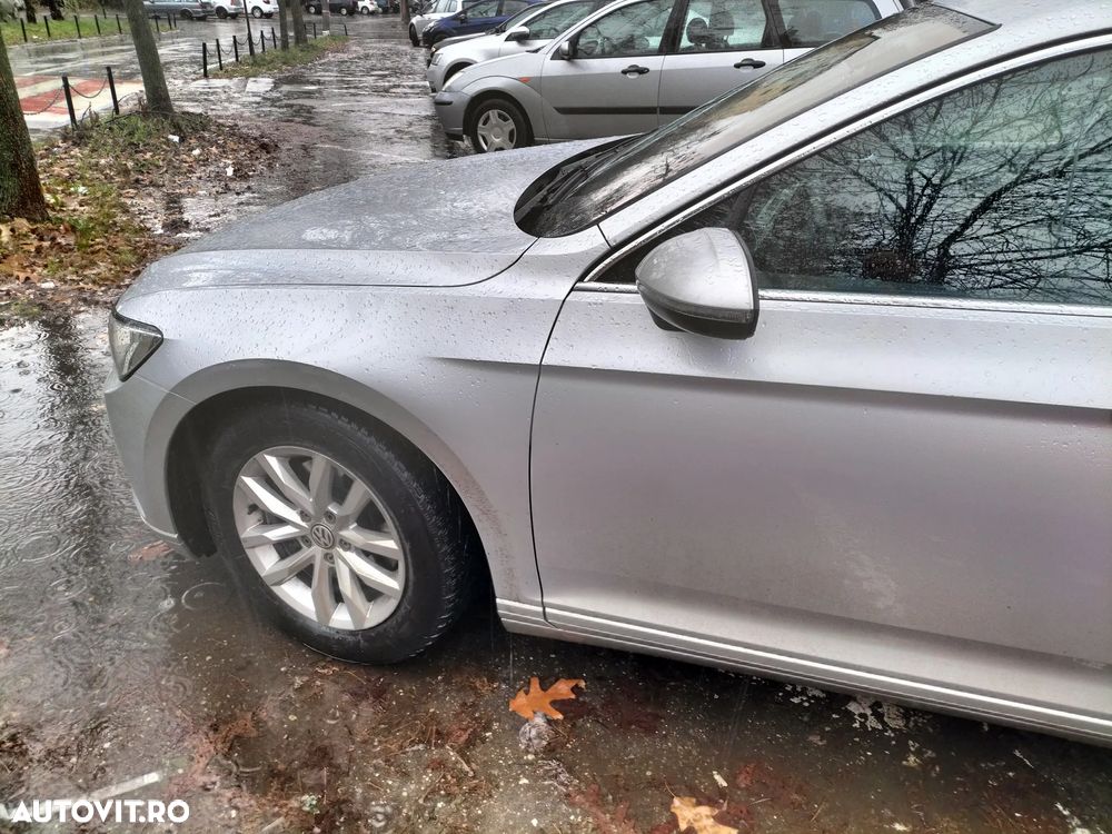 Volkswagen Passat Variant 2.0 TDI Comfortline - 9