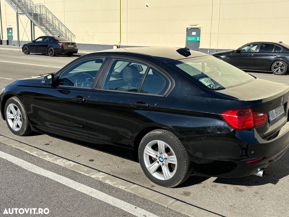 BMW Seria 3 318d - 2