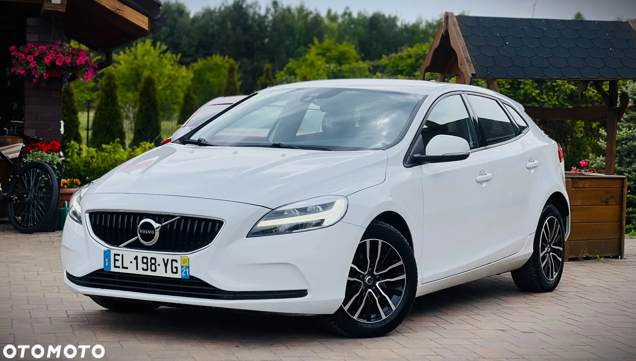 Volvo V40 D2 Drive-E Momentum - 6
