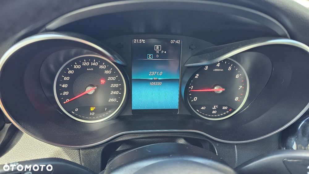 Mercedes-Benz GLC 300 4Matic 9G-TRONIC Exclusive - 21