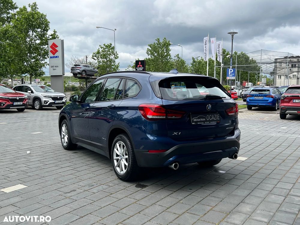 BMW X1 xDrive20i AT - 7
